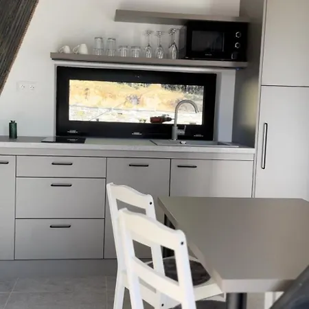 Domasovo * Holcikovce